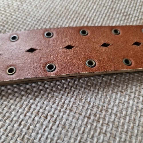 Vtg River Island Tan Cream Genuine Leather Wide Belt Punched Size S Brass Buckle - Picture 9 of 12
