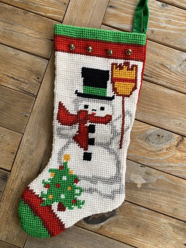 Schneemann mit Besen Nadelspitze Weihnachtsstrumpf 19 Zoll - Bild 1 von 5