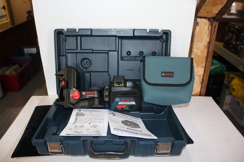 Bosch 360⁰ Green Beam Laser Level Self Leveling With Hard Case Model GLL3-300G