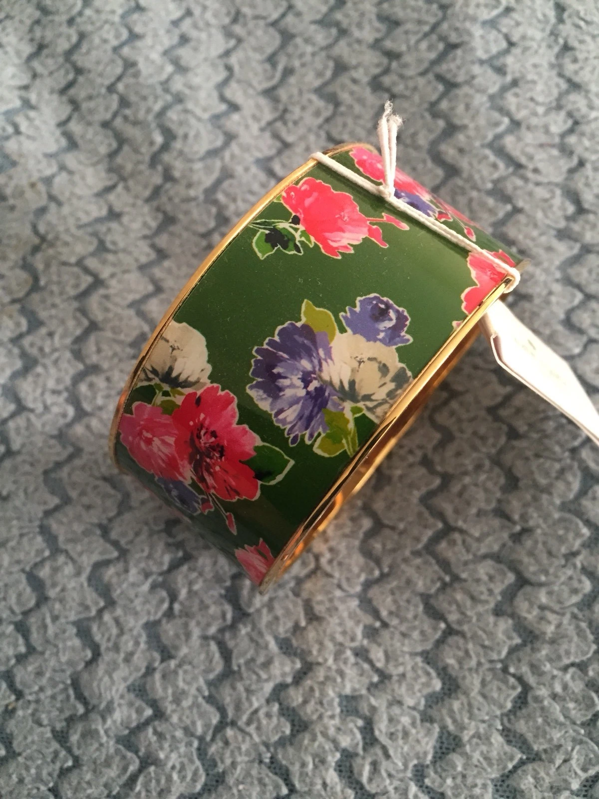 Bracciale Kate Spade verde e rosa floreale con braccialetti oro multi carta nuovo con etichette