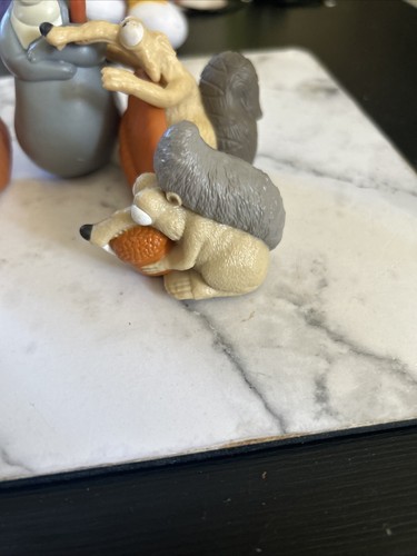 8 Mcdonalds Happy Meal Spielzeug Ice Age 4 Continental Drift Seal Mammut Set - Bild 6 von 6