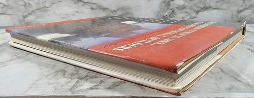 Uncommon Structures Unconventional Builders / Alan Van Dine / Hardback  - Picture 6 of 11