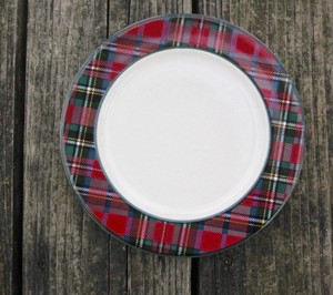O TANNENBAUM Red Plaid Salad Plates Set of 2 Christmas Macys The Cellar