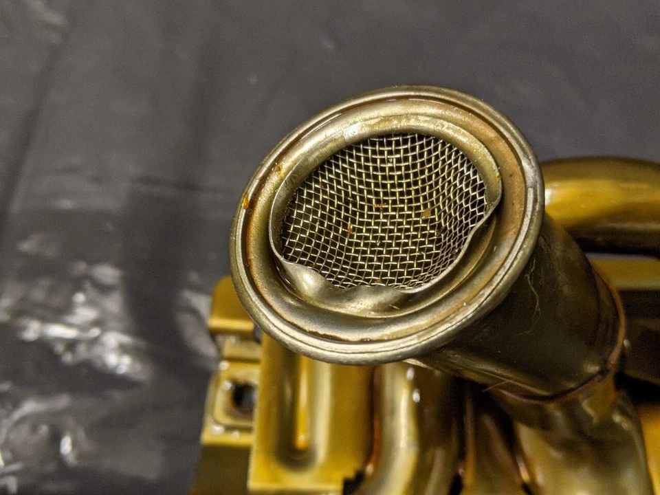 BMW E60/E61/E63/E64 M5 M6 S85 Engine Oil Pump Suction & Return Pipe 11417836248 - Image 4 of 4