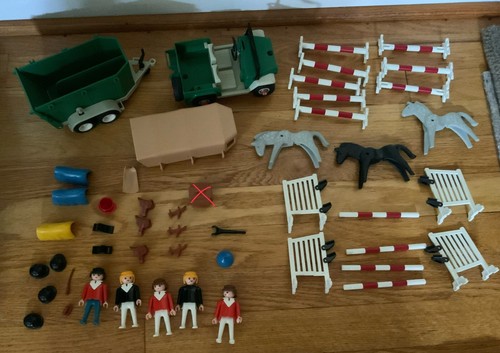 RETIRED Vintage Playmobil 3140 Horse Equestrian Showing Jumping Jeep With Box - Picture 3 of 9