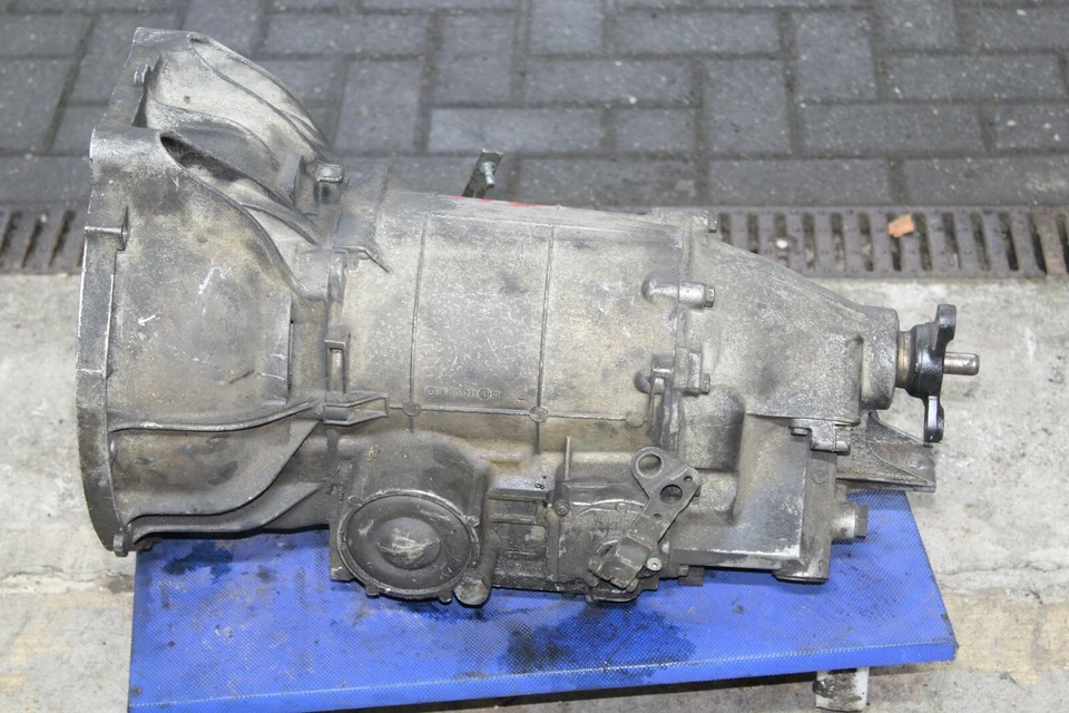 Mercedes Benz W116 W123 280S Se Automatic Transmission 722111 A1232700001 - Image 4 of 4