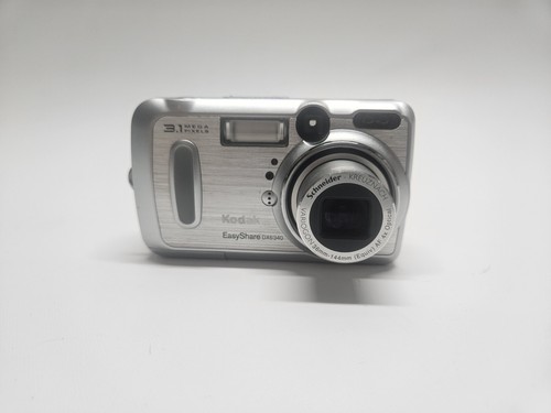 Kodak EasyShare DX6340 3.1MP Digital Camera - Silver Untested - For Parts - Picture 8 of 8