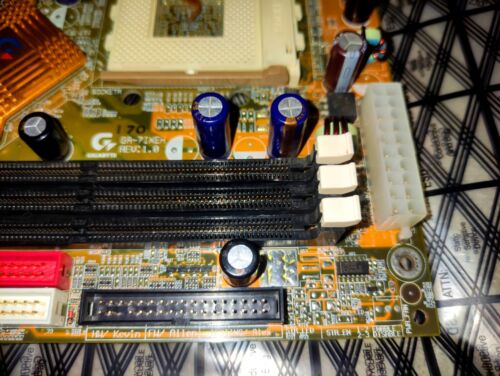 Gigabyte GA-7IXEH VIA KT133E Socket 462 Motherboard - Picture 2 of 13