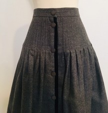 Vintage Valentino Fit and Flare Pleated Front Button Above The Knee Skirt