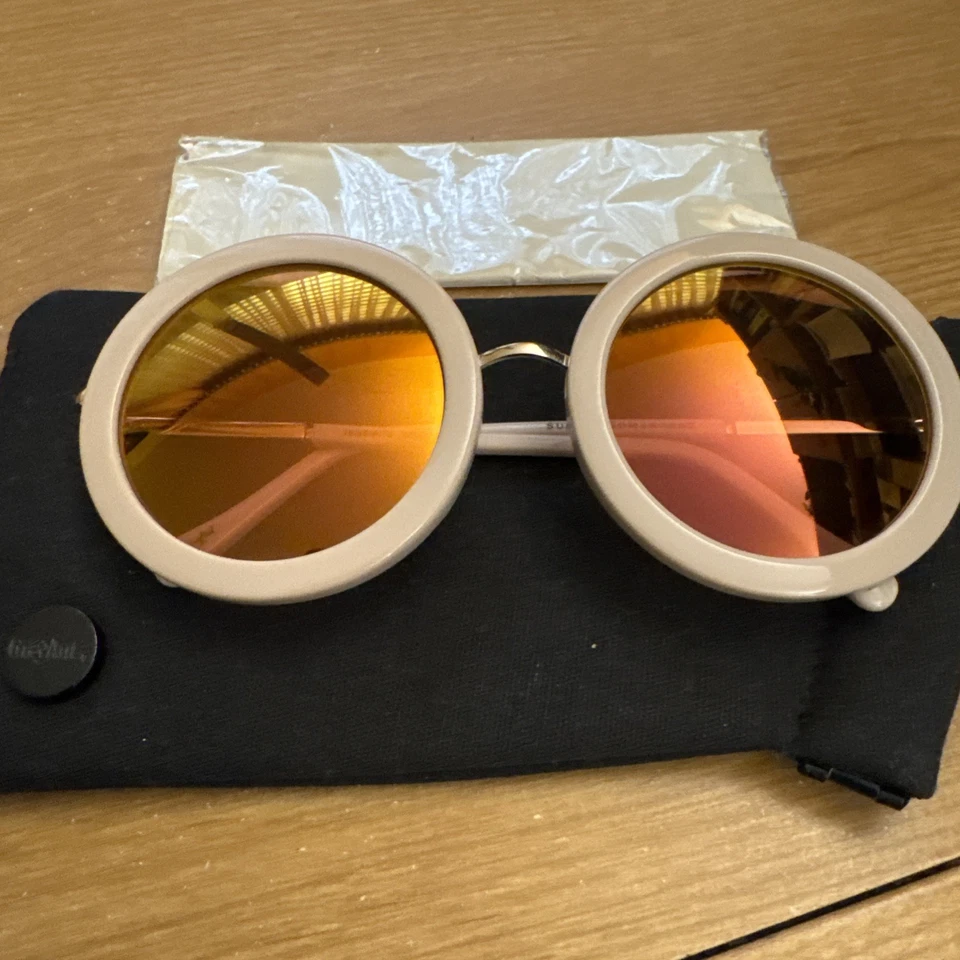 Sunday Somewhere 伊莎贝拉圆形太阳镜 050 粉色粉色和金色 — 第 4/4 张图片