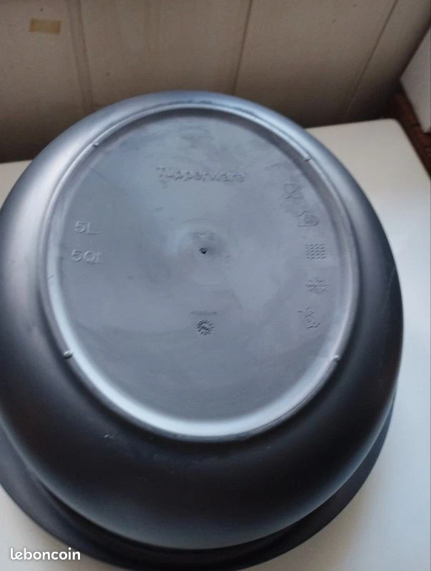 tupperware ultra pro noir 5 litre  ovale  cocote four vintage utiliser 2 fois - Photo 3/3
