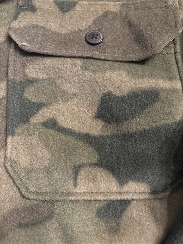 Camisa Wrangler Para Hombre Verde Camuflada Manga Larga Con Botones Talla L 100% Poliéster - Imagen 6 de 10