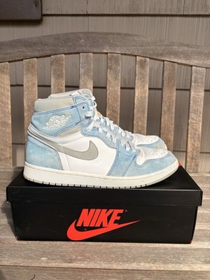 Nike Air Jordan 1 Retro High OG Hyper Royal High Top Leather Suede Sneakers