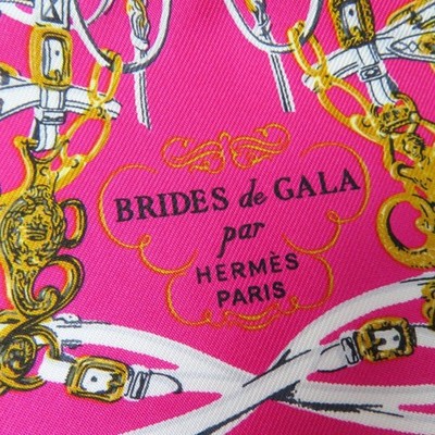 HERMES カレ20ナノ BRIDES de GALA タグ・箱付き HERMES Carre Nano 20 Brides de Gala Silk Scarf 100% Blanc Rose