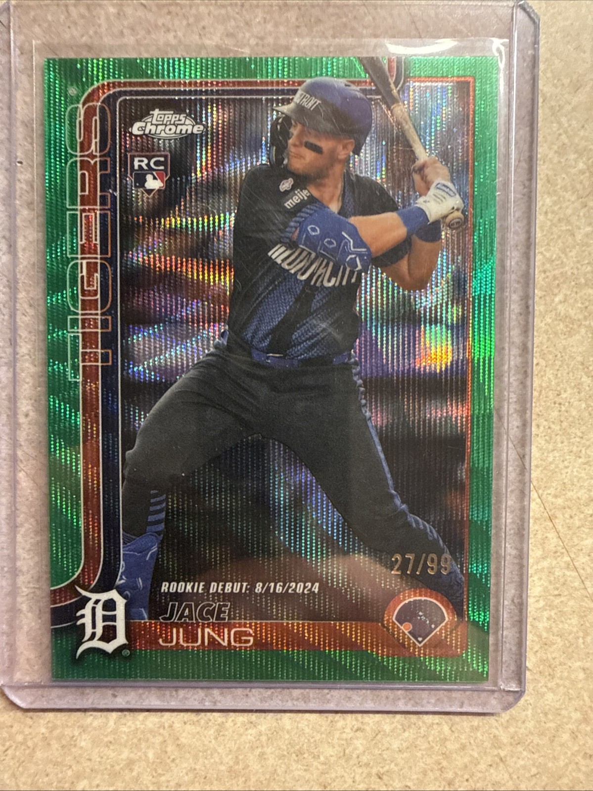 2025 Topps Chrome Update Series Jace Jung #USC121 Green Wave Refractor /99 (RC)