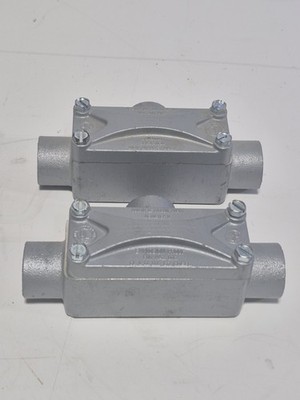 Pair Of Killark Electrolet XT-2 T-Fitting 3/4 Hub Hazardous Location Class 1,2,3
