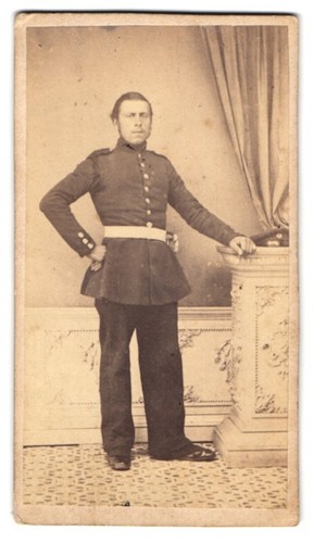 Fotografie Soldat Ludwig Ekhardt in Uniform