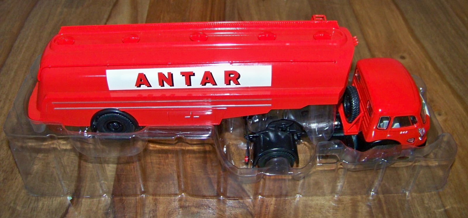 Saviem JM200 Antar 1/43 camion miniature rétro pour compléter une collection Altatya