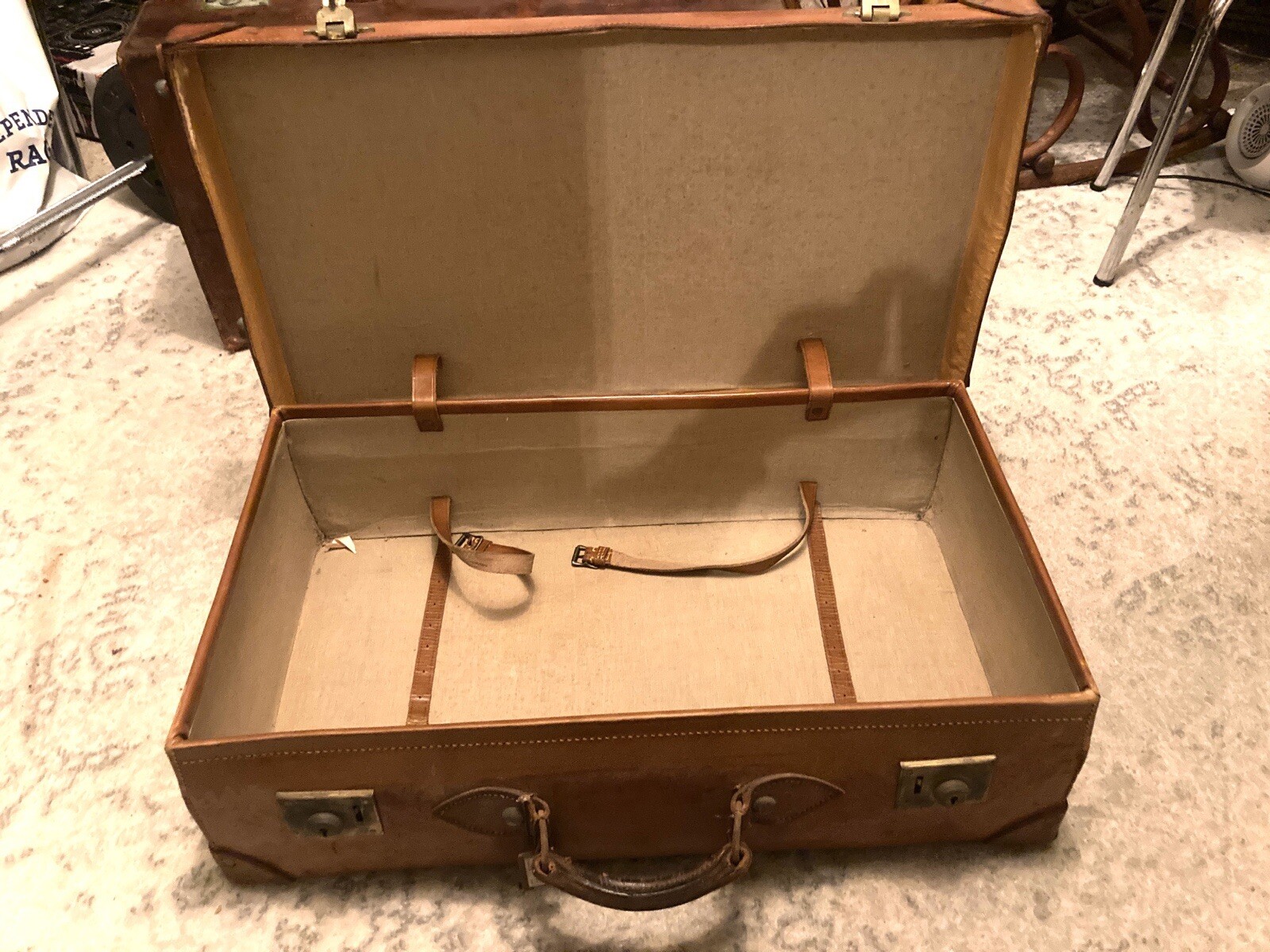 Picture 4 of 6