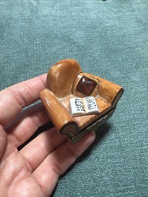 Vintage Limoges Peint Main Chair Trinket Box