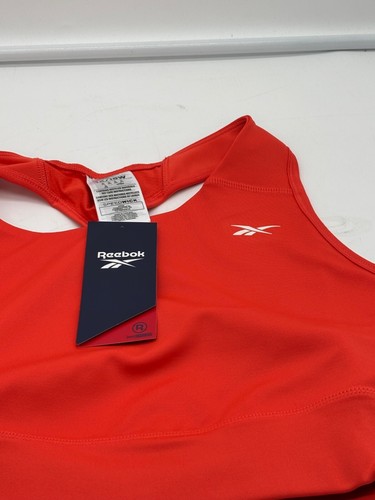 Sujetador deportivo Reebok Running Essentials para mujer (talla grande) en rojo dinámico, 1X - Imagen 6 de 10