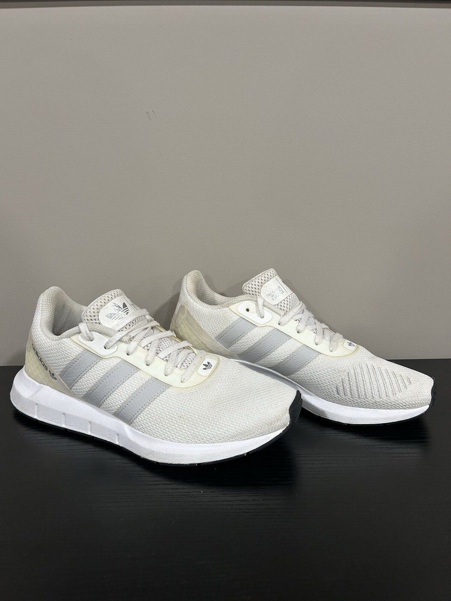 adidas gazelle silver green womens adidas Women's Swift Run 1.0 Shoes main image 1
