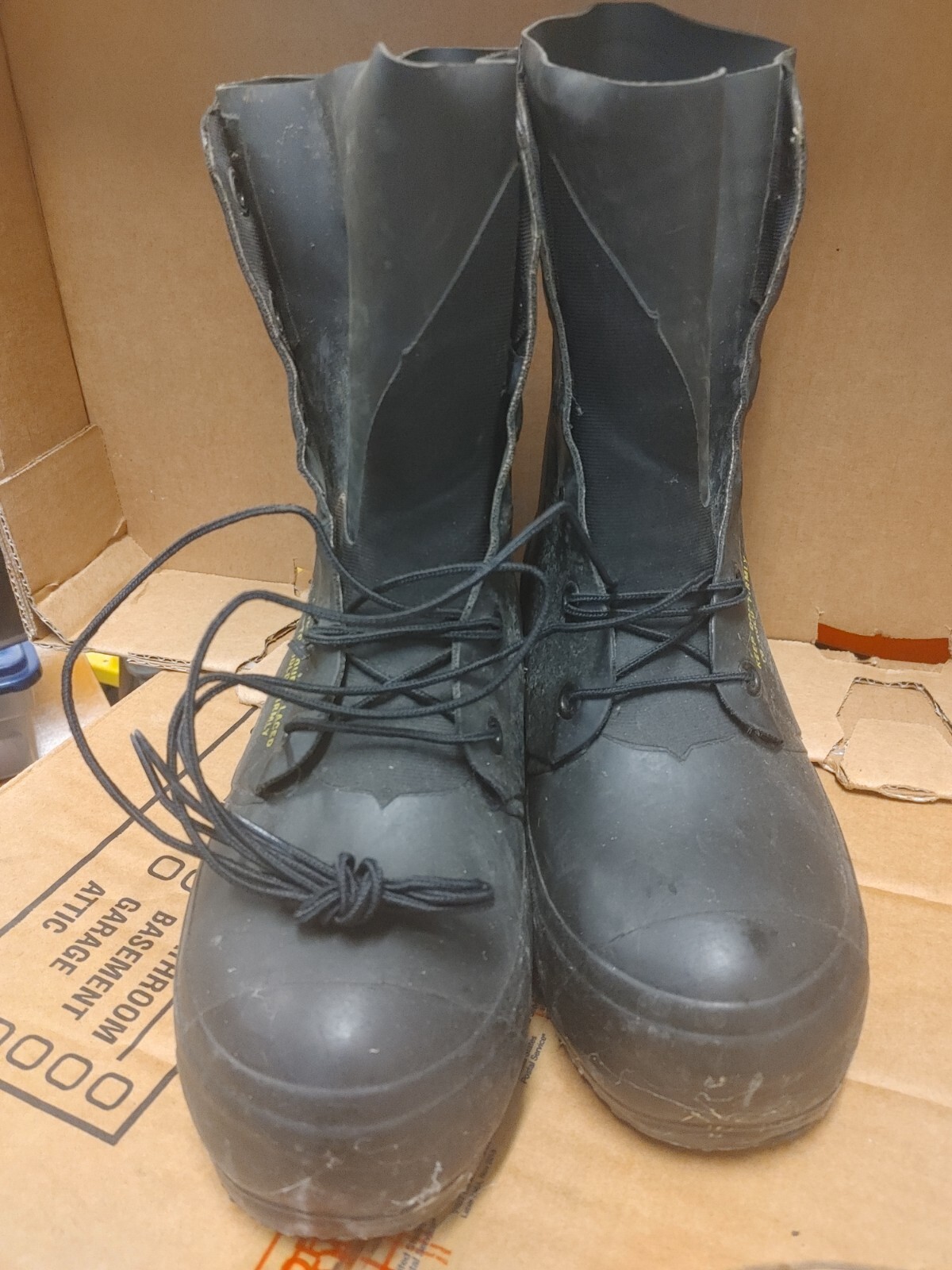 NOS 1982 NotIssued BATA US MILITARY ARCTIC COLD WEATHER MICKEYMOUSE