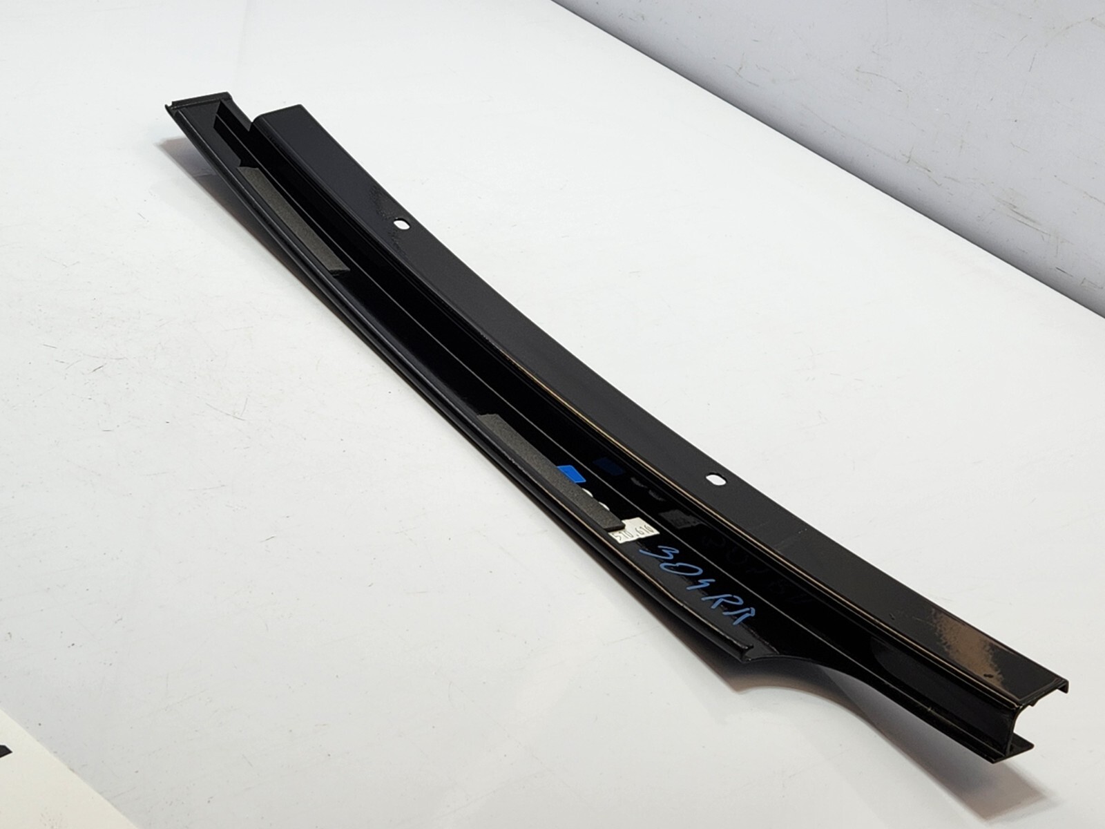 ✅ 2010-2018 OEM Rolls Royce Ghost RR4 Rear Right Passenger Side Door Trim Cover