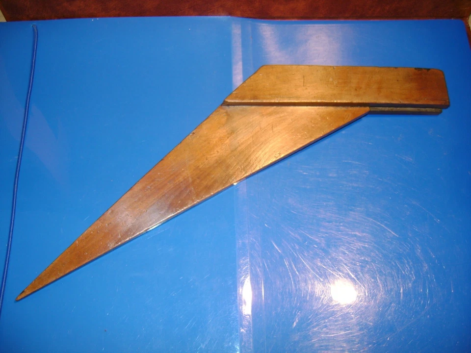 OUTIL ANCIEN, Grande Equerre d'onglet 45°  ,Ebéniste, Menuisier , 30x 20 cm - Photo 3/4