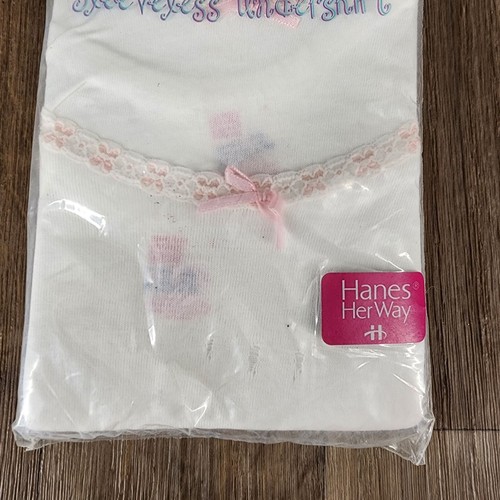 Vintage 1996 Hanes Her Way Girls Sleeveless Undershirt 3 Pk Size 4 White Cotton - Picture 4 of 7