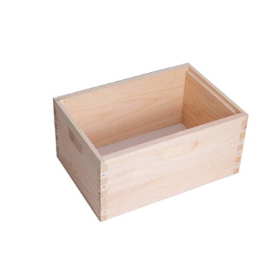 Beekeeping Beehive 8 Frame Deep Assembled Honey Bee Super or Brood Box