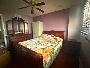 Dark Wood Brown Bedroom Set: Bed, Dresser w/ Drawers & Mirrored Mirror