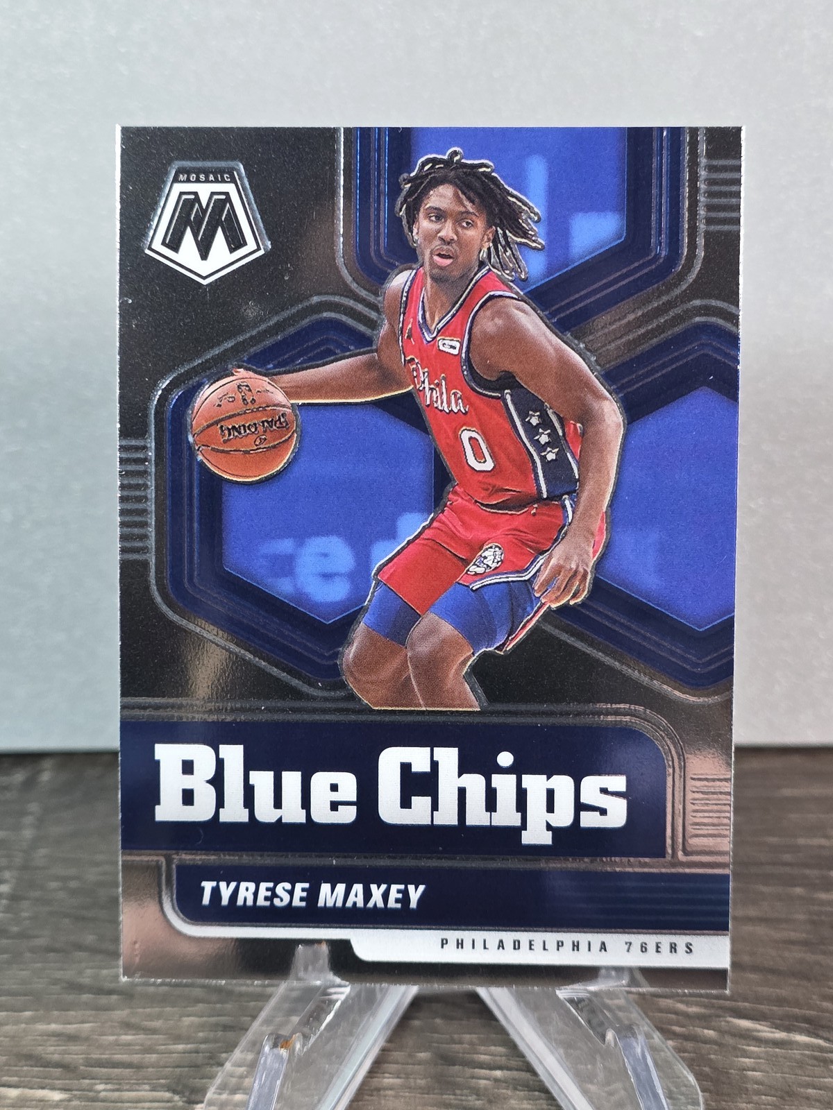2020-21 Panini Mosaic #8 Tyrese Maxey Blue Chips Philadelphia 76ers