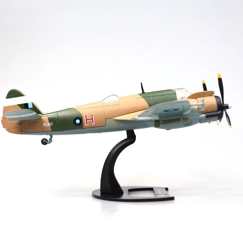 1:72 WWII RAF Bristol Beaufighter MKX Aircraft Model Diecast Military Collection - Image 4 of 4
