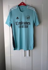 Arsenal 2021/2022 training shirt - Adidas GR4159