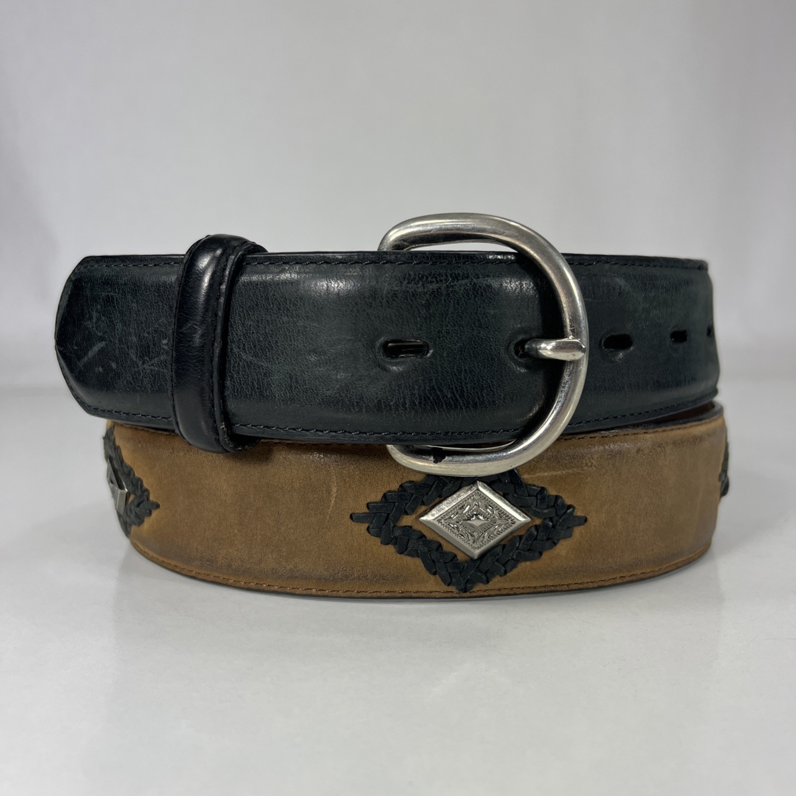 Cinturón occidental de cuero genuino negro y marrón con cordones y tachuelas - para hombre talla 38