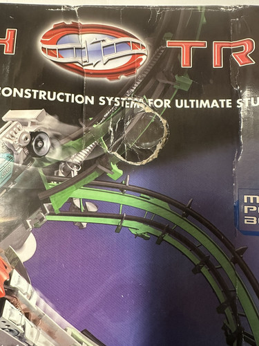 Hot Wheels Tech Trax Crash Chamber Set Complete Sealed car 2004 - Picture 4 of 6