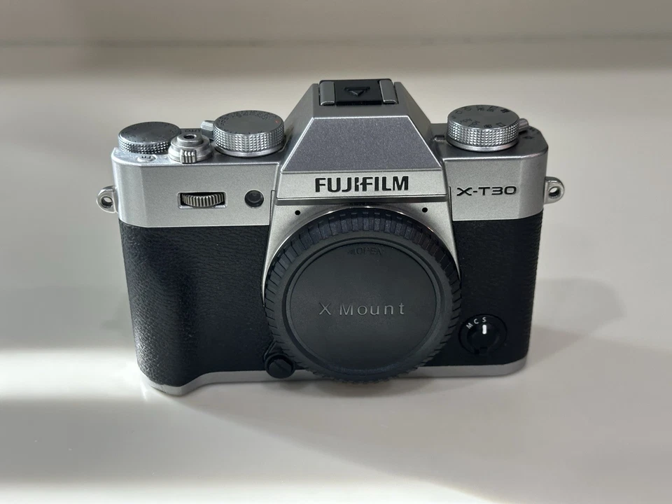 Fujifilm X-T30 II 26.1 MP Digital SLR Camera - Silver (Body Only) Shutter 7051 - Image 3 of 4