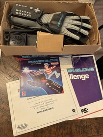 VTG Nintendo NES Power Glove Controller Large Extremely RARE!! Sz L Original Box
