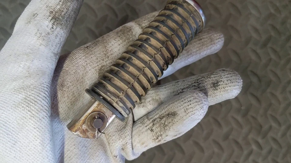 Par de clavijas de pie de pasajero Honda Shadow Vlx 600 1994 VLX600 50710-377-000 Foto 4 de 4