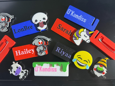 3D Printed Name Tags - Custom names and Toggles (Changable)