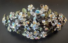 Rhinestone Floral Flower/Bee Barrette Hair Clip, Silver Tone Metal Clear Accents