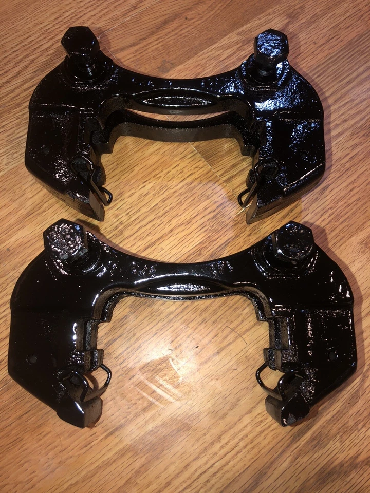 1981 lancia beta Zagato - brake Bracket set-rear - Image 2 of 4