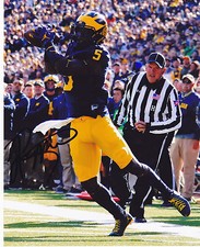 JABRILL PEPPERS  MICHIGAN WOLVERINES  ACTION SIGNED 8x10
