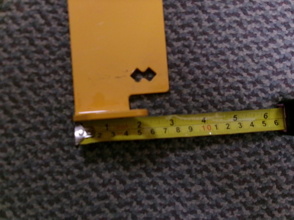 CUB CADET SHAVE PLATE 790-00549-4021 CUB 黄色 2 — 第 3/3 张图片