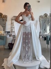 Elegant A-line Wedding Dresses Lace Appliques Satin Floor-length Bridal Gowns-