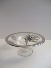 Vtg Midcentury Modern Georges Briard Silver Rimmed Peace Dove Sunburst Bowl   