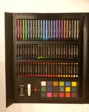 Art 101 Trifold Art Set 179 Pieces