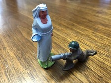 VINTAGE BARCLAY ARMY MILITARY NURSE CAST METAL LEAD TOY SOLDIER FIGURE C31 