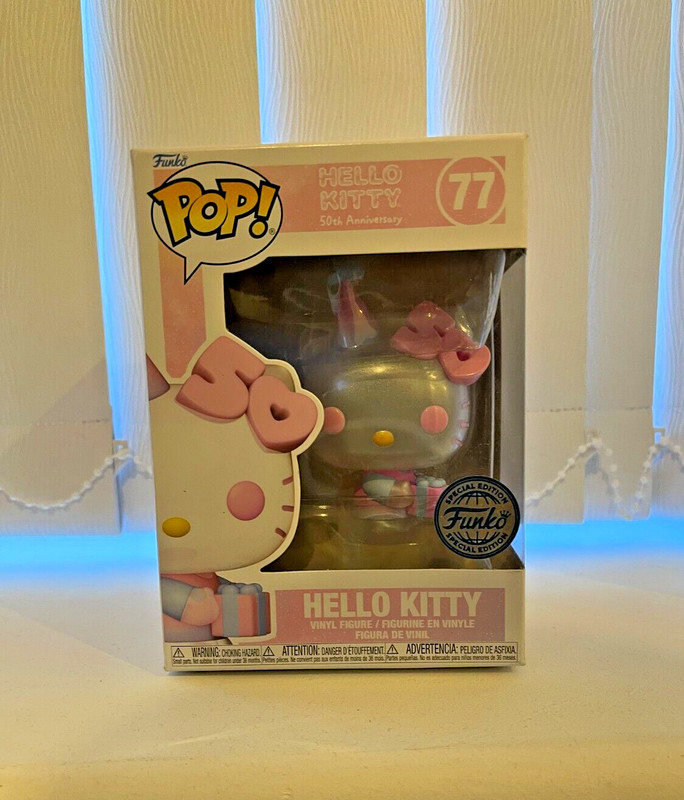Funko POP Hello Kitty with Present No.77 50th Anniversary Figure Asia Limited